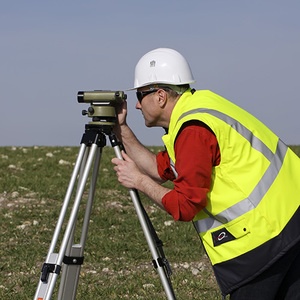 Remaniement du Cadastre d'Evenos : présence de géomètres dans les (…)